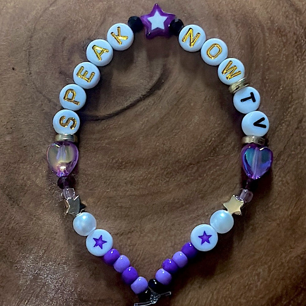 5 for $20 Taylor Swift Friendship Beaded Bracelet
“Speak Now Taylor’s Version”